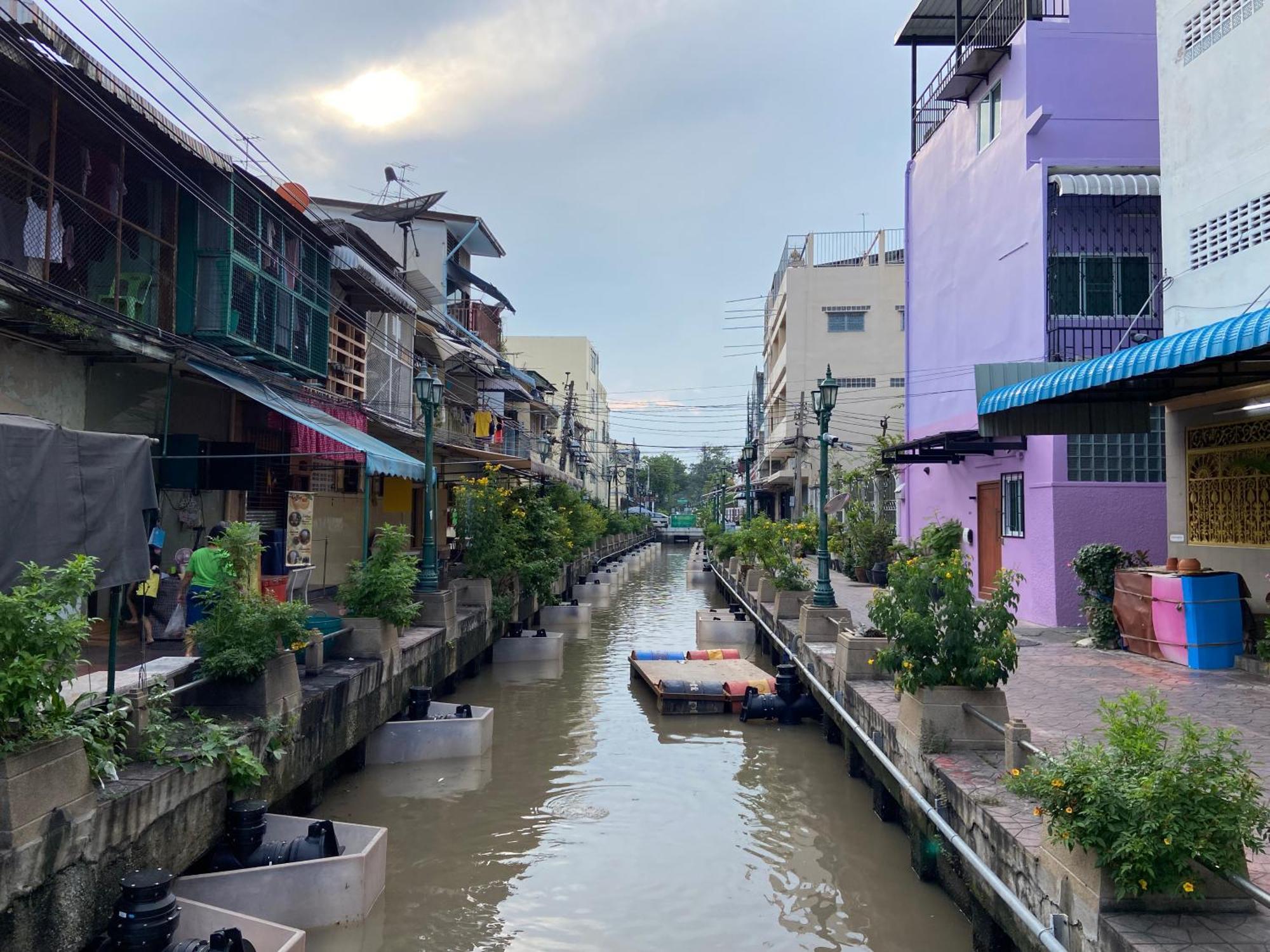 Bangkok Neighborhood Hostel Εξωτερικό φωτογραφία